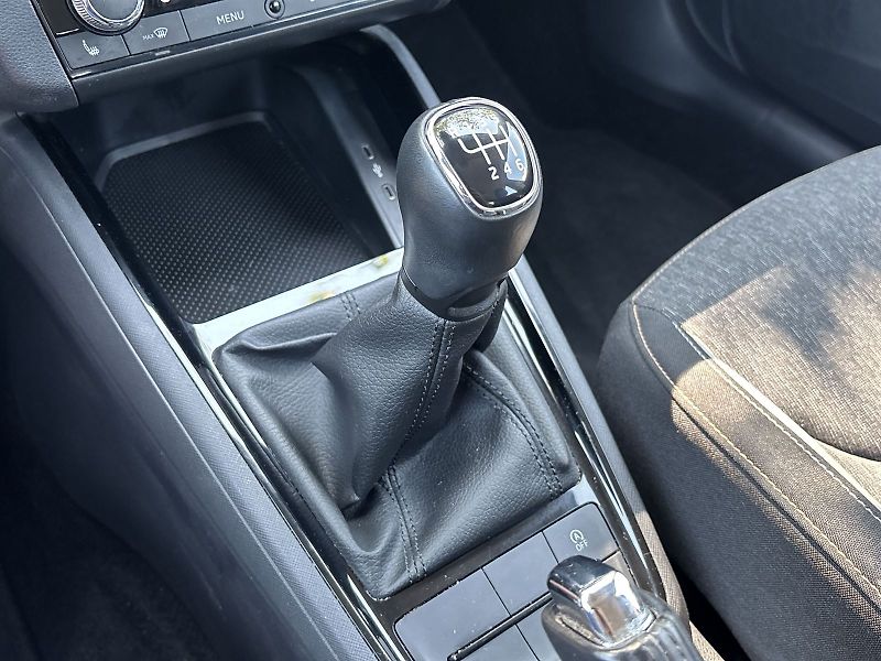 Škoda Kamiq (2023) 1.0 TSI Style - fotka 14 z 29