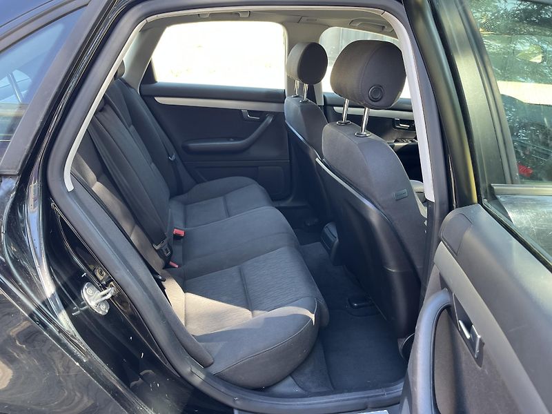 Audi A4 2,7 TDI V6 /132 kW /  - fotka 19 z 31