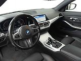 BMW Řada 3 320d xDrive - náhled 11