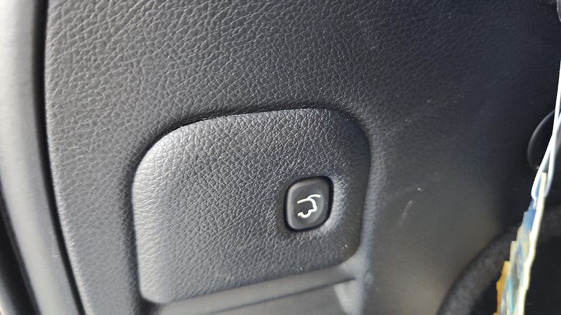 Jeep Grand Cherokee (2019) 3,0 CRD Summit ČR, 1.maj.  - fotka 16 z 49