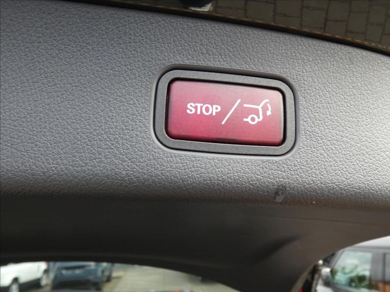 Mercedes-Benz GLC 2,0 220d 4M, 1.Maj, ČR, DPH - fotka 45 z 47
