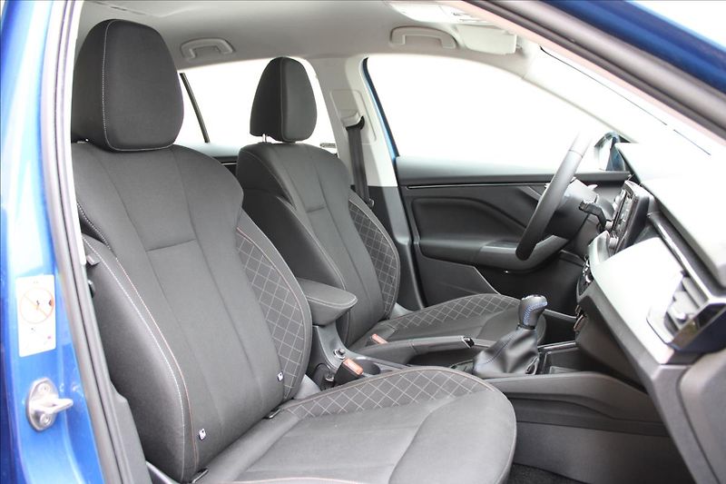 Škoda Scala 1.6 TDI / AMBITION / CZ - fotka 33 z 44