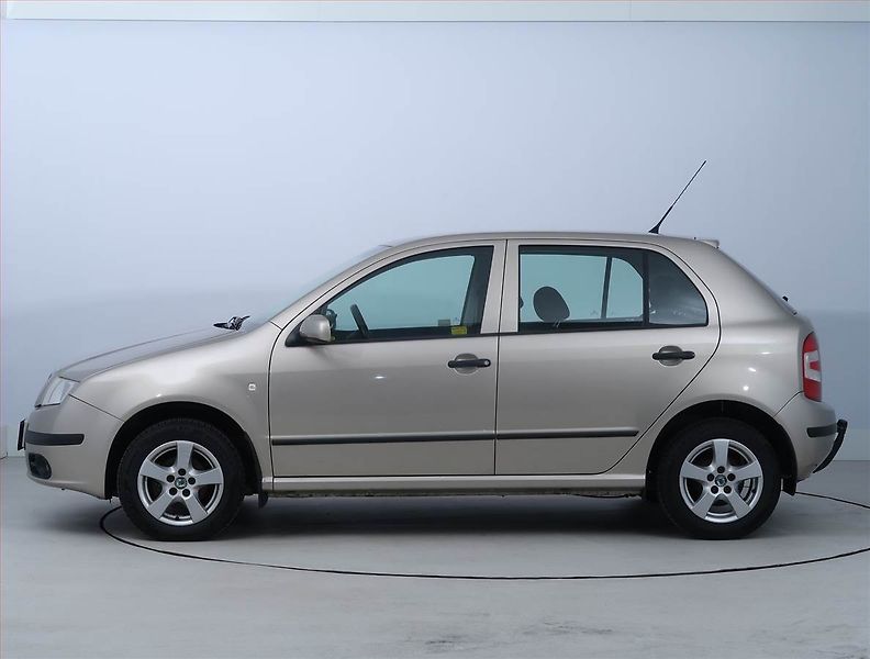 Škoda Fabia (2006) Elegance 1.2 12V, po STK - fotka 3 z 15
