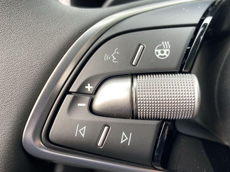 Škoda Kamiq (2026) 1,0 TSI 85 kW DSG Top Selectio - fotka 27 z 32