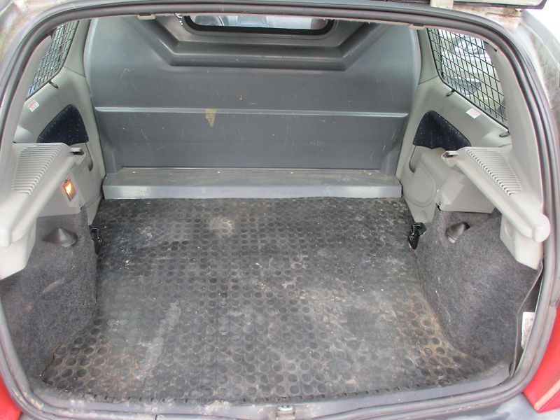 Renault Express (2002) Clio 1,2 VAN - fotka 7 z 7