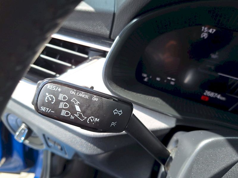 Škoda Kamiq (2025) 1.0 TSI / 85 kW / 6MP / TOP SE - fotka 20 z 31