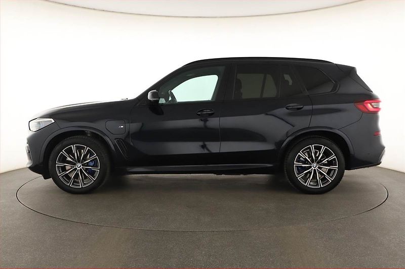 BMW X5 (2021) xDrive45e iPerf. - fotka 3 z 20