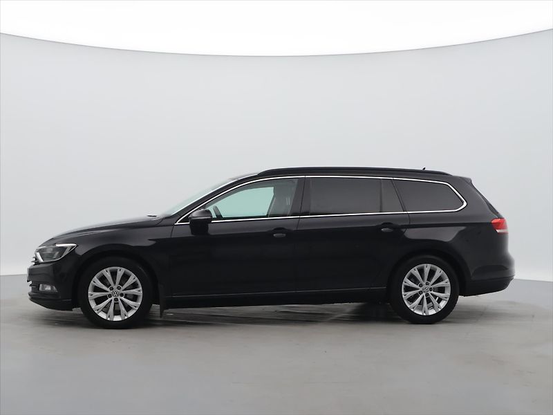 Volkswagen Passat 2,0 TDI 110kW Comfortline Navi - fotka 4 z 31