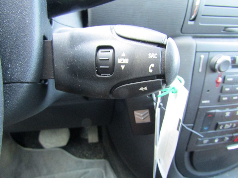 Citroën C6 (2008) 2.7 TDI AUTOMAT 1.MAJITEL - fotka 31 z 38