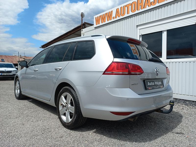 Volkswagen Golf (2014) 1.6TDi 77kW - fotka 6 z 20