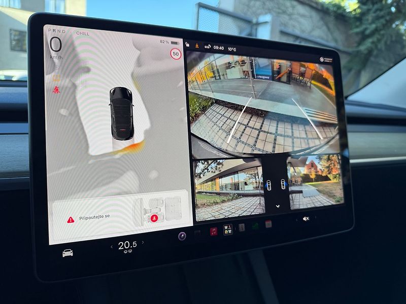Tesla Model Y Standart Range LFP - fotka 15 z 40