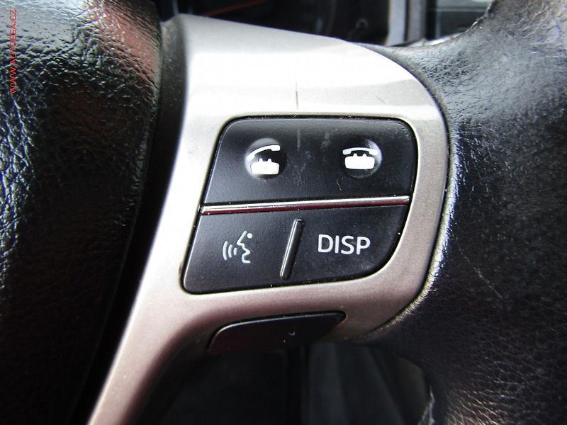Toyota Avensis (2010) 1.8 i, AT, TZ - fotka 13 z 19