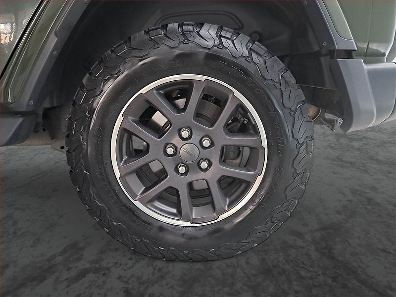 Jeep Wrangler (2021) 2.0 eTorque - fotka 15 z 25