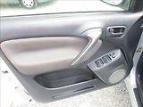 Toyota RAV4 2,0 D4D, klima,4x4,servis,tažn - náhled 20