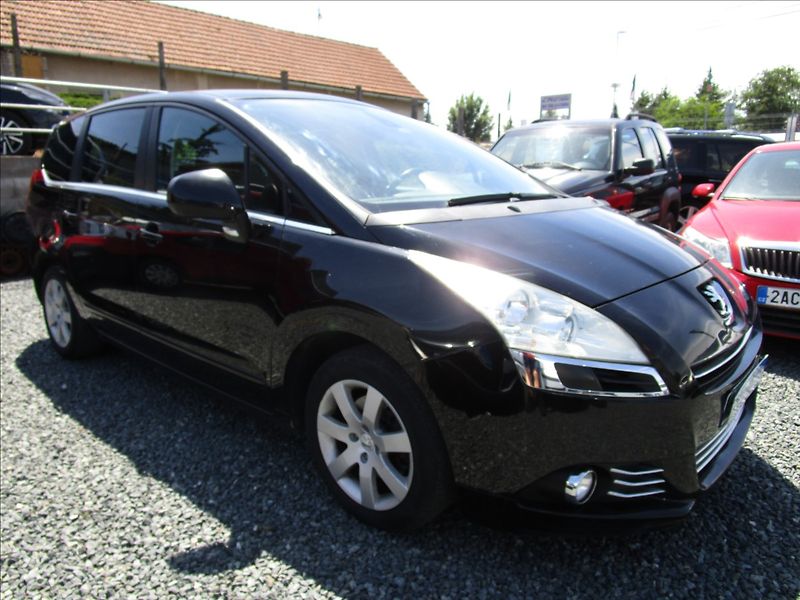 Peugeot 5008 1.6 THP aut. Klima, 7 míst - fotka 3 z 50