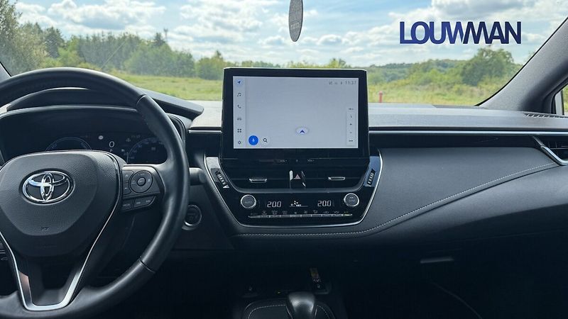 Toyota Corolla 1.8 HEV CVT Style - fotka 6 z 27