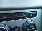 Volkswagen Golf Variant (2014) 2.0 TDI, 110 kW, Navi - náhled 33
