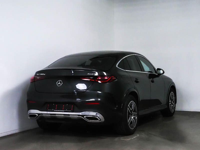Mercedes-Benz GLC 300d 4M coupé - fotka 2 z 8