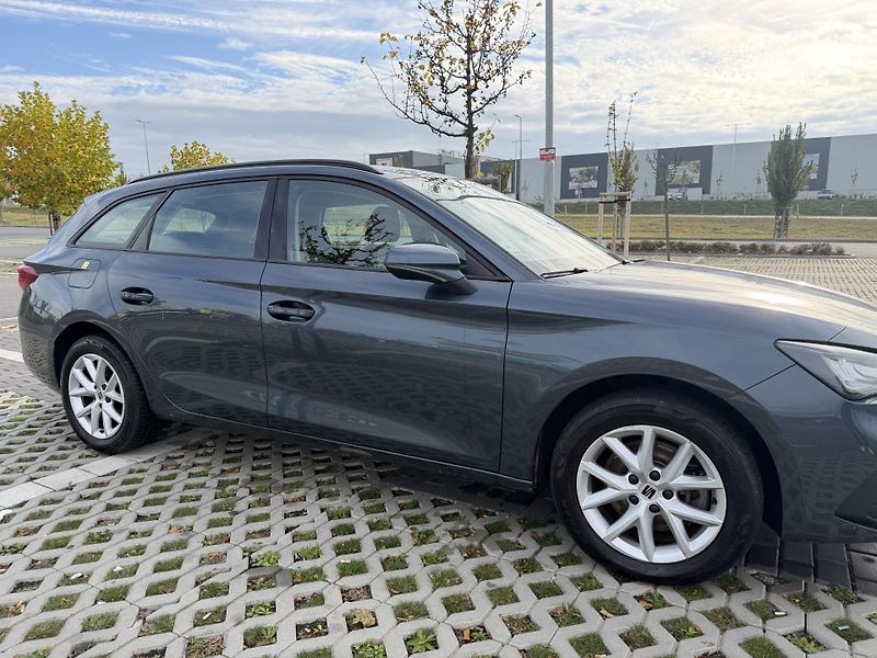 Seat Leon (2024) Seat Leon Sportstourer Style - fotka 4 z 14