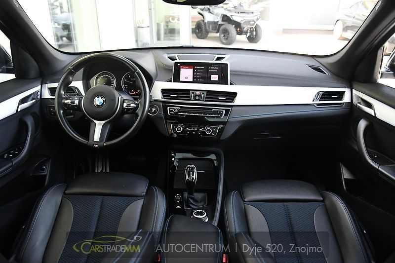 BMW X1 xDrive20d M-SPORT ČR - fotka 21 z 52