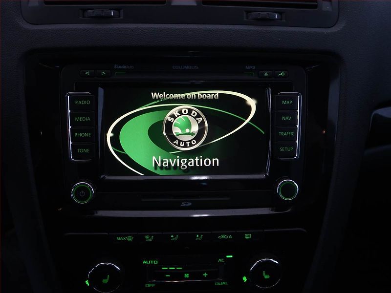 Škoda Octavia (2010) Laurin&Klement 1.8 TSI, 4X4 - fotka 12 z 14