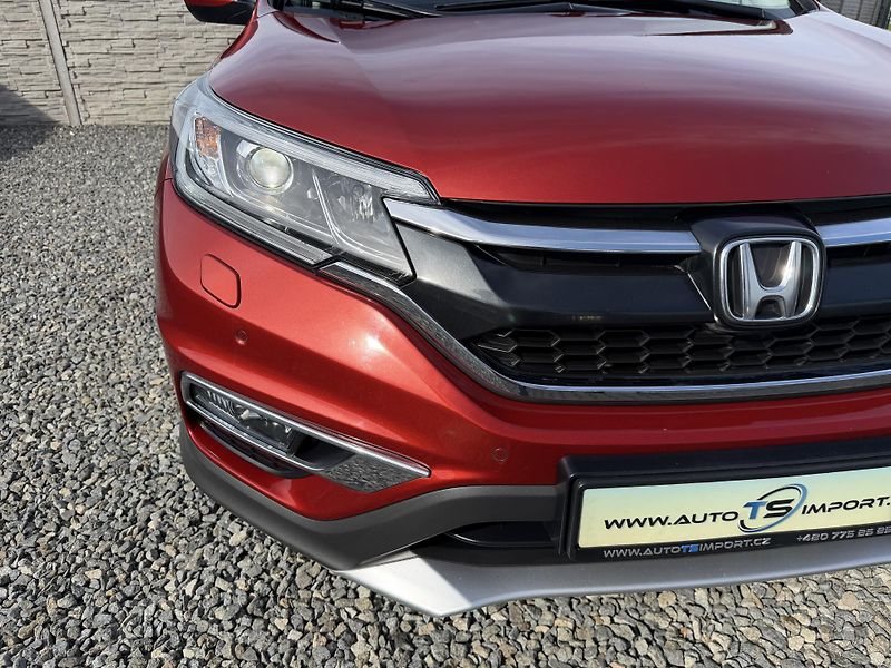 Honda CR-V 1.6CT-Di 4x4 160PS ČR 145TKM!! - fotka 74 z 159