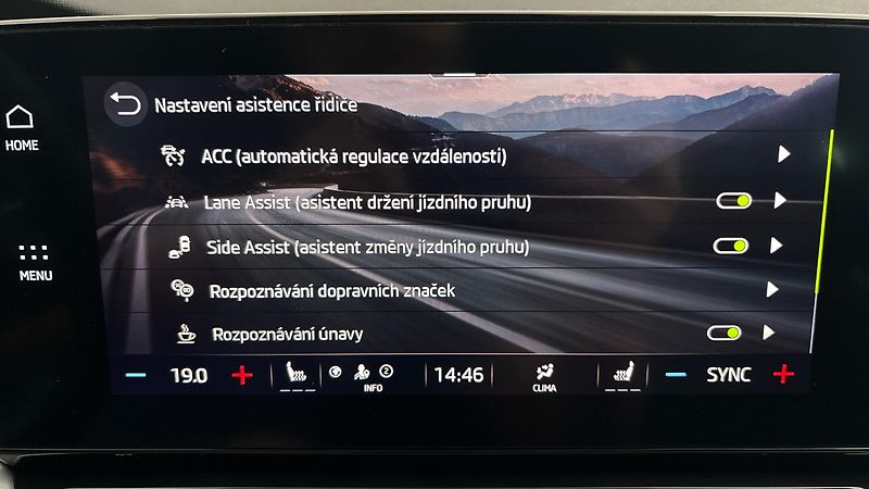 Škoda Octavia 1.5 TSI Style - fotka 25 z 29