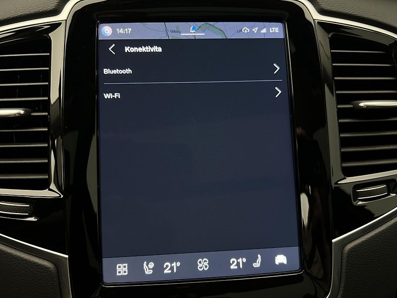 Volvo XC90 B5 AWD BRIGHT PLUS REZERVACE - fotka 43 z 50