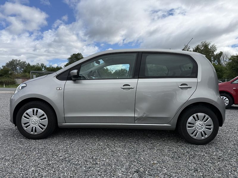 Volkswagen up! 1.0MPi 44kW Klima - fotka 7 z 14