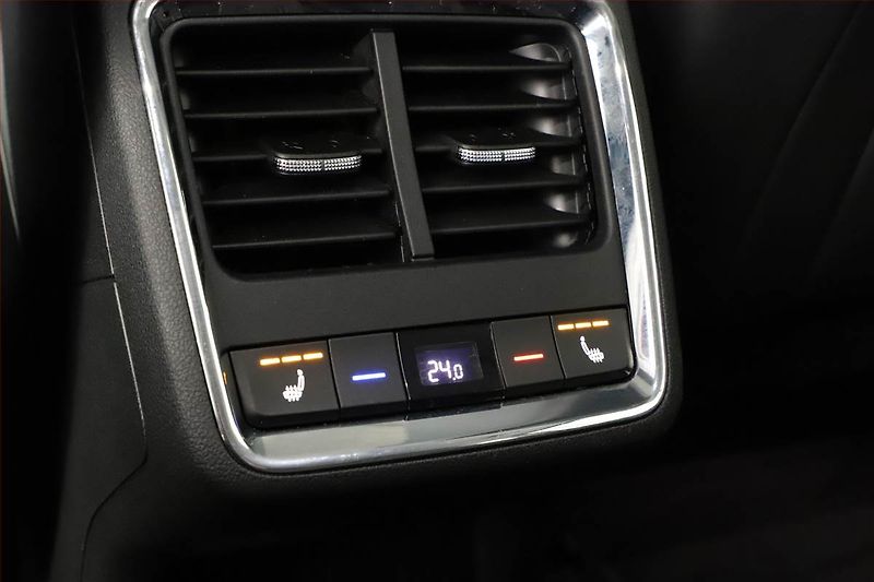 Škoda Enyaq (2020) iV 80 (82 kWh), SoH 84% - fotka 16 z 25