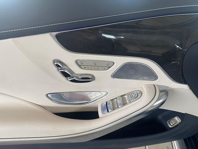 Mercedes-Benz Třídy S 500 4M - fotka 15 z 16