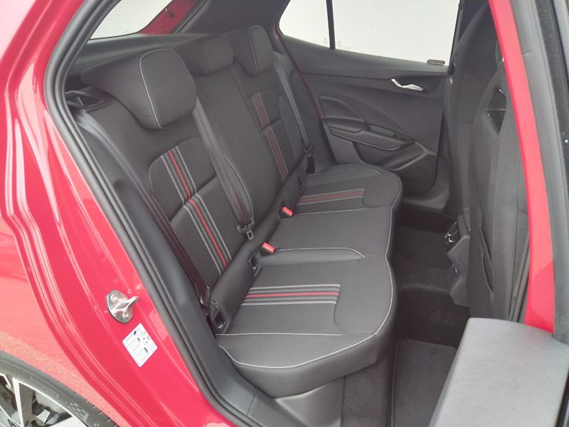 Škoda Fabia 1,0TSI - fotka 9 z 27