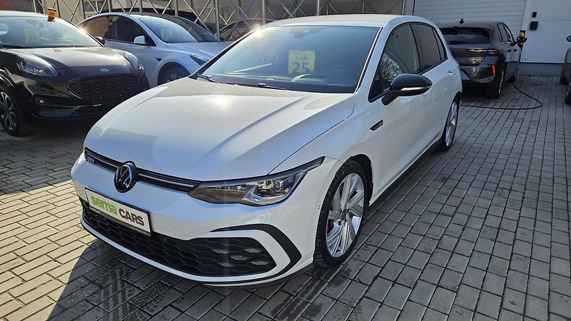Volkswagen Golf (2024) GTI 2.0TSI 180kW DSG - fotka 2 z 34