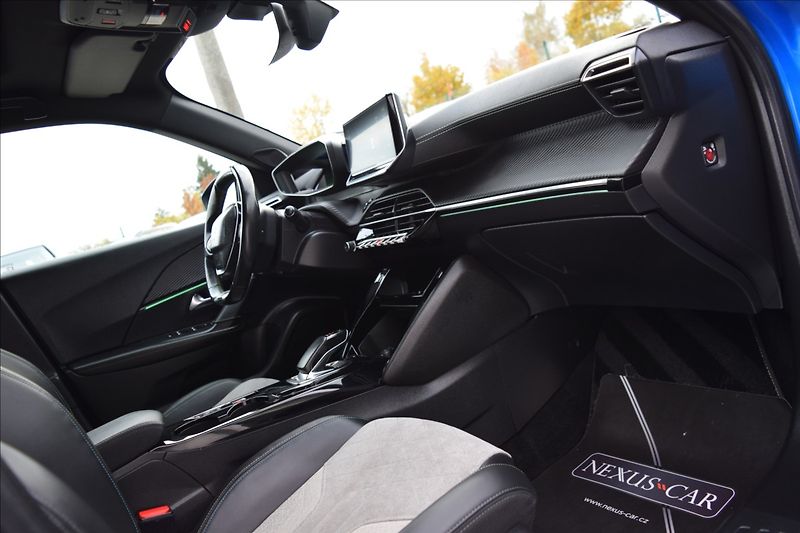 Peugeot 2008 0,0 100KW GT NAVI 360° KAMERA - fotka 20 z 47