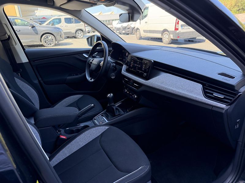 Škoda Kamiq (2025) Selection 1.0 TSI 85kW - fotka 28 z 32