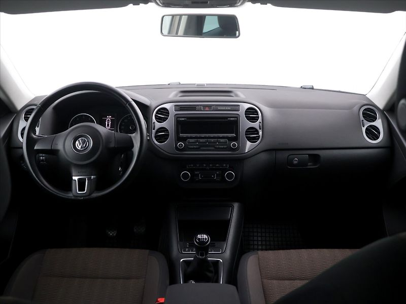 Volkswagen Tiguan 1,4 TSI 118kW CZ 2.Maj Klima - fotka 22 z 29