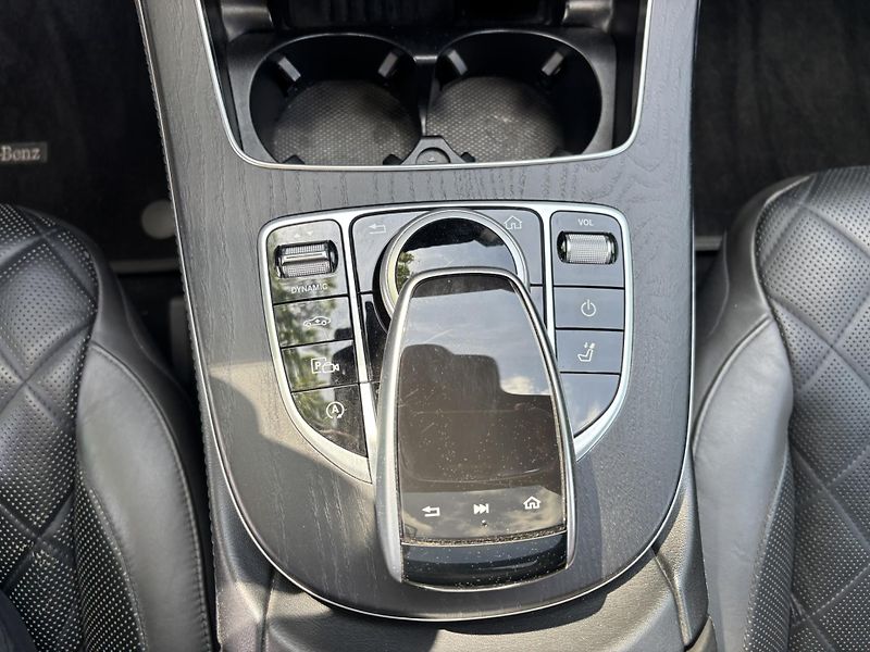 Mercedes-Benz Třídy E (2018) E400 D - fotka 17 z 32