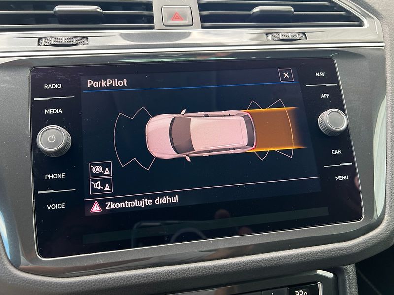 Volkswagen Tiguan (2018) 1.4TSi Join! Navigace! Tažné! - fotka 31 z 34