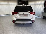 Mitsubishi Outlander 2.0 MIVEC AT 4x4 ČR REZERVACE - náhled 10