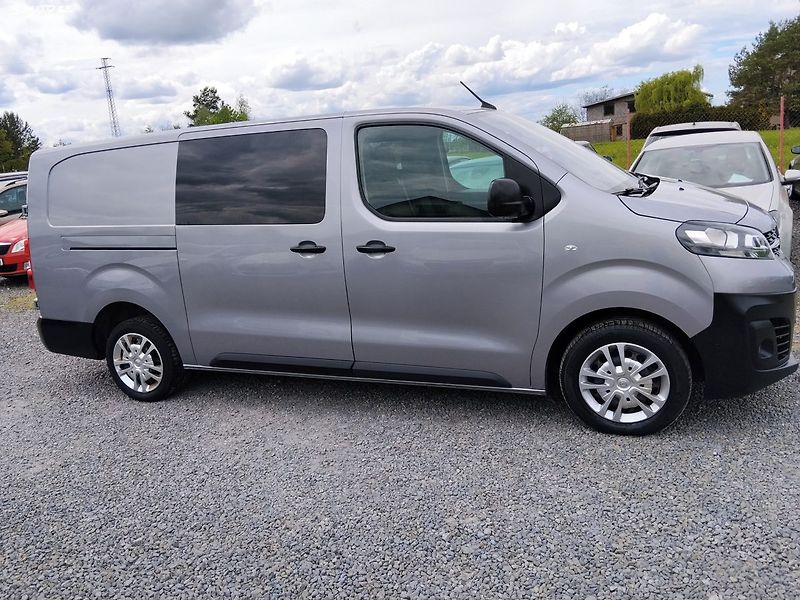 Opel Vivaro (2021) - fotka 9 z 28