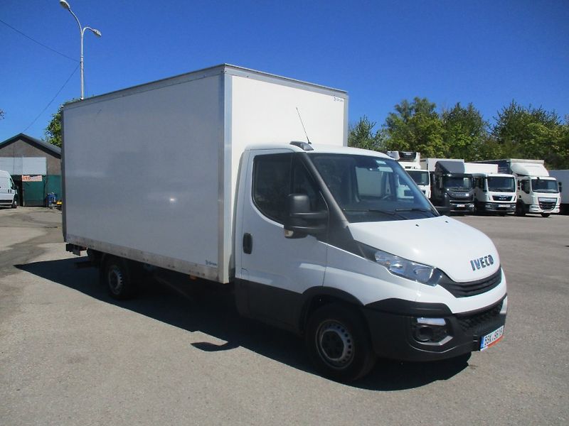 Iveco Daily 35S16, 2,3, HC, 8 palet - fotka 2 z 13