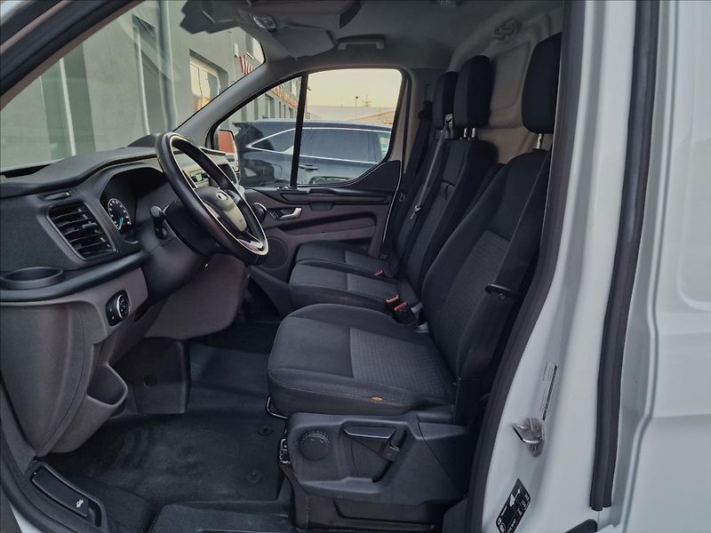 Ford Transit Custom 2.0TDCi Trend L1,ČR,1.Majitel - fotka 20 z 45