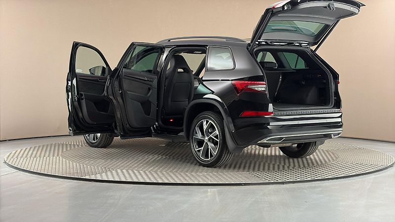Škoda Kodiaq 2.0 TDI DSG 4x4 Sportline - fotka 7 z 32