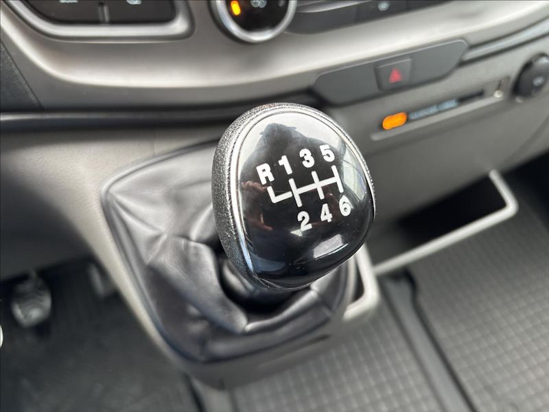 Ford Transit 2,0 EcoBlue 96kW AWD L3 DPH - fotka 31 z 35