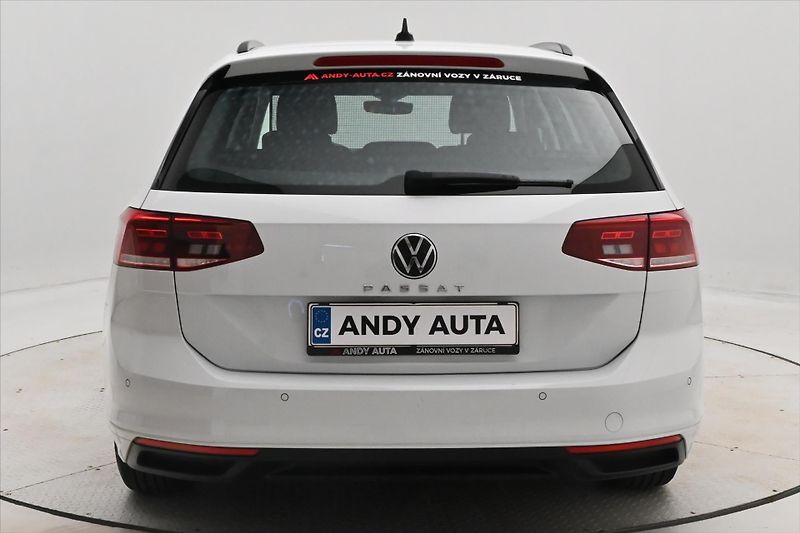 Volkswagen Passat 2,0 TDI 110 kW DSG Business Zá - fotka 6 z 32