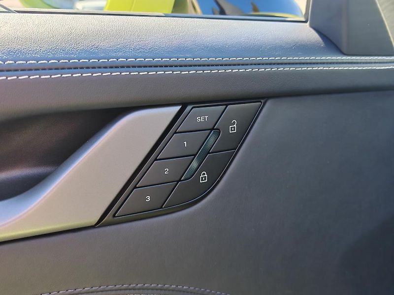 Porsche 911 911 Cabrio, BOSE,1. Majitel - fotka 22 z 45