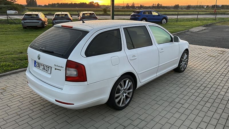 Škoda Octavia (2012) 1.6 TDI 100% servis - fotka 5 z 18