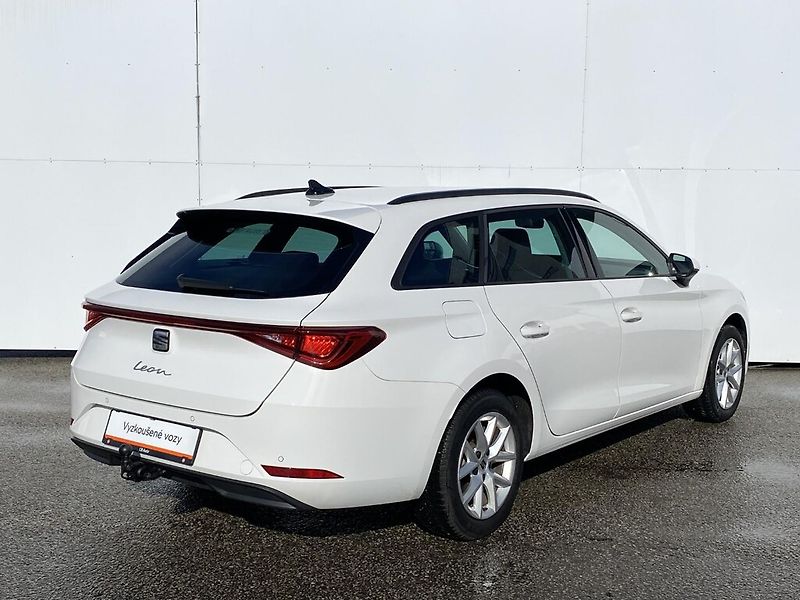 Seat Leon 1,5 e-TSI 85 kW Style DSG - fotka 2 z 27