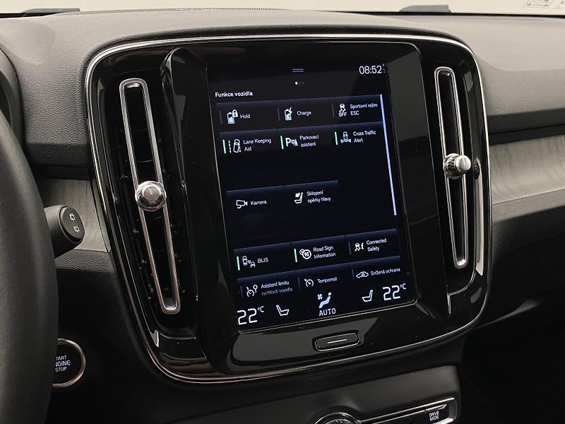 Volvo XC40 T5 RECHARGE INSCRIPTION AUT - fotka 39 z 50