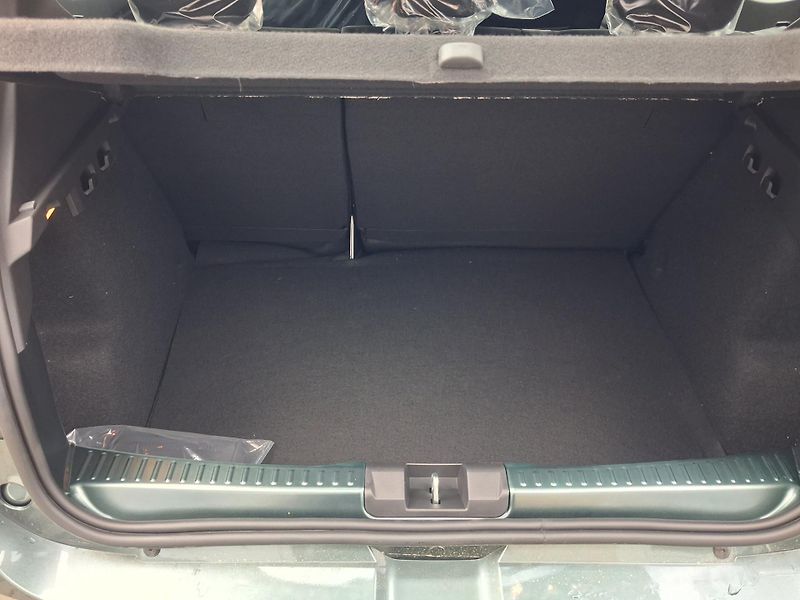 Dacia Sandero (2026) Stepway Expression Eco-G 120 - fotka 26 z 30